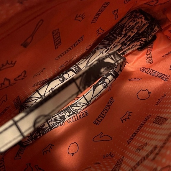 Ju-Ju-Be OUAT Lot - Picture 5 of 8